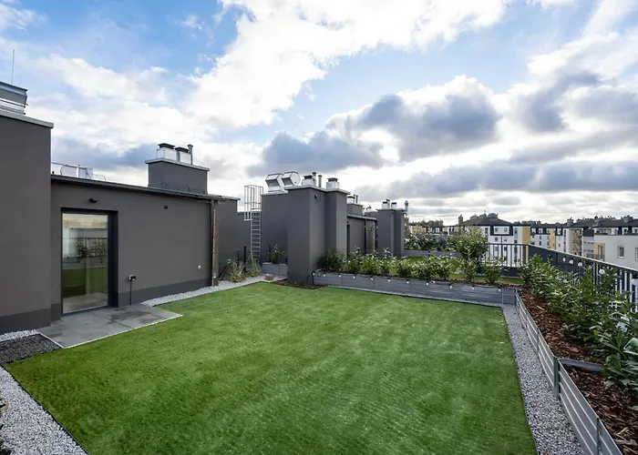 Luxury Sky Jagodno With Jacuzzi Parking & Terrace By Renters Prestige Appartement *