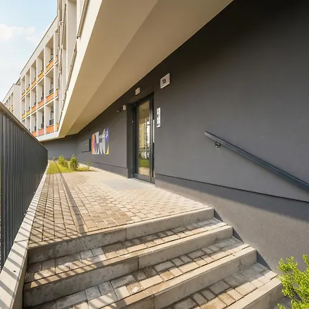 Luxury Sky Jagodno With Jacuzzi Parking & Terrace By Renters Prestige 아파트