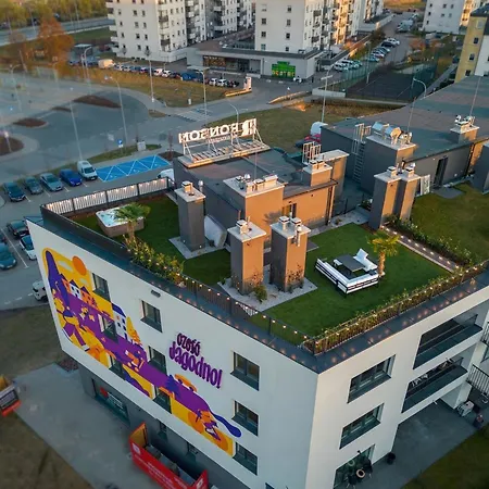 Luxury Sky Jagodno With Jacuzzi Parking & Terrace By Renters Prestige Appartamento Breslavia