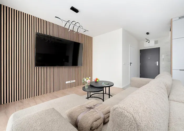 Luxury Sky Jagodno With Jacuzzi Parking & Terrace By Renters Prestige Appartamento