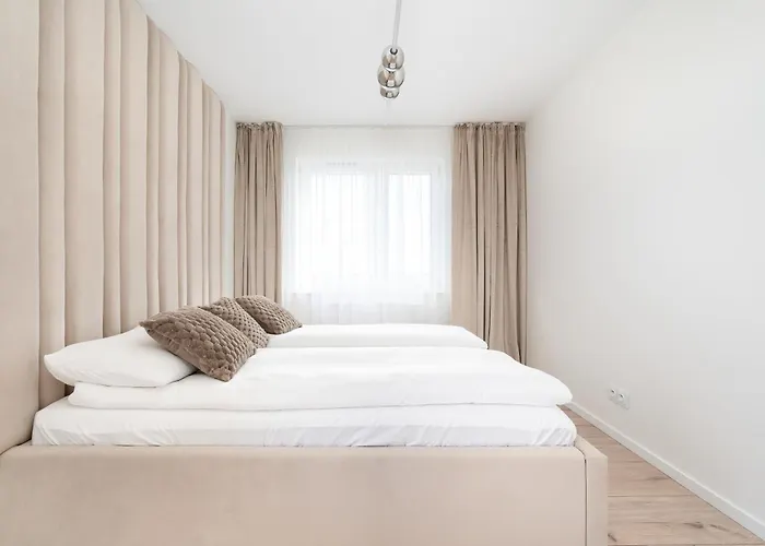 Appartamento Luxury Sky Jagodno With Jacuzzi Parking & Terrace By Renters Prestige *