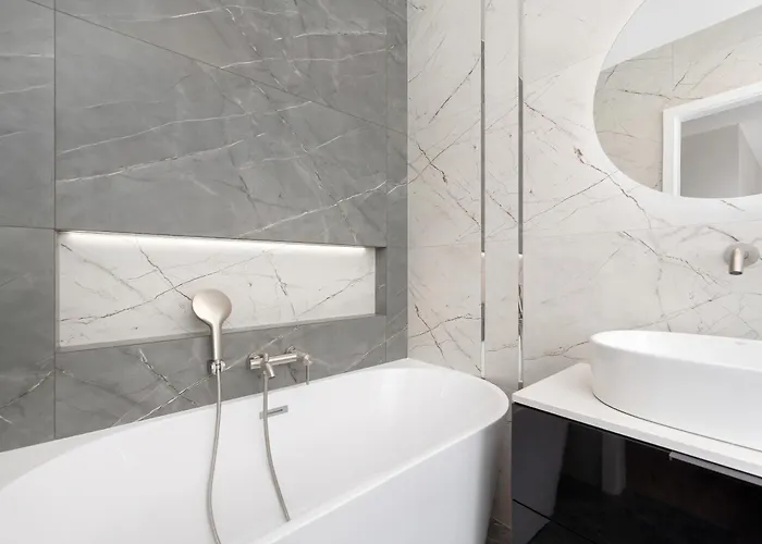 Appartamento Luxury Sky Jagodno With Jacuzzi Parking & Terrace By Renters Prestige *