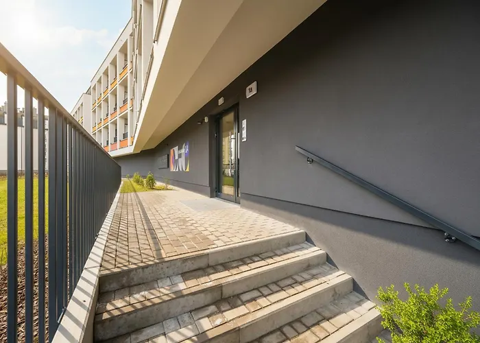 Luxury Sky Jagodno With Jacuzzi Parking & Terrace By Renters Prestige Appartamento